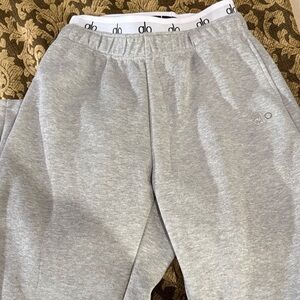 ALO Yoga Heather Gray Track Joggers - Light Gray
